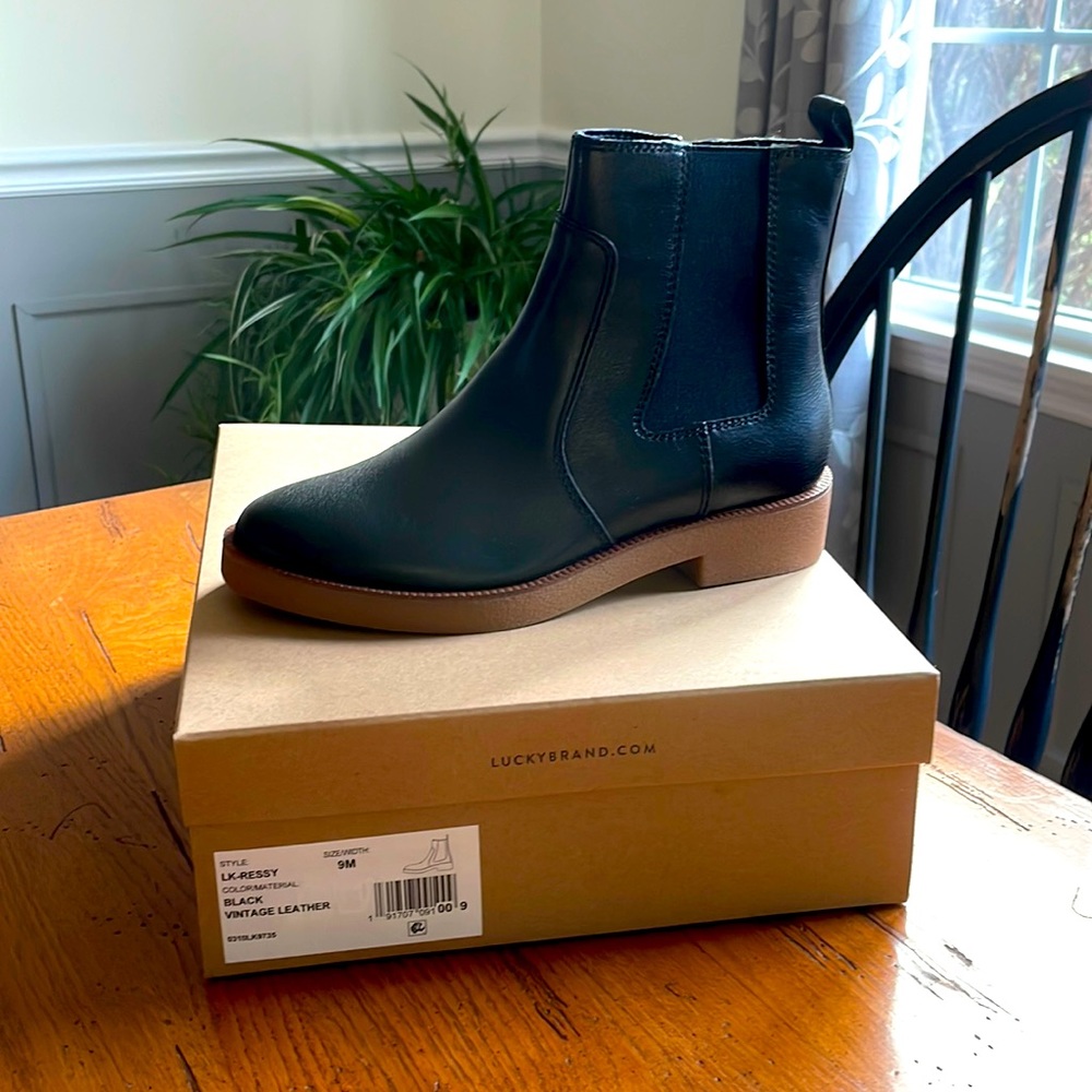 Lucky brand ladies boots